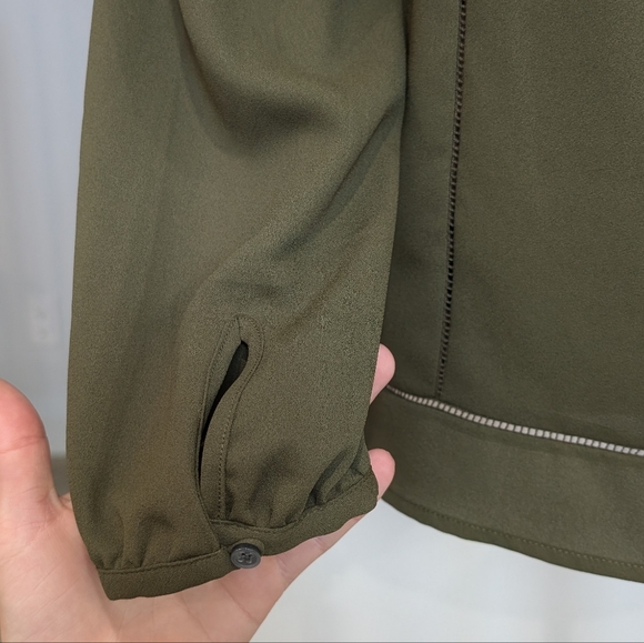 BANANA REPUBLIC | Women's Army Green Long Sleeved Embroidered Blouse - Picture 6 of 6